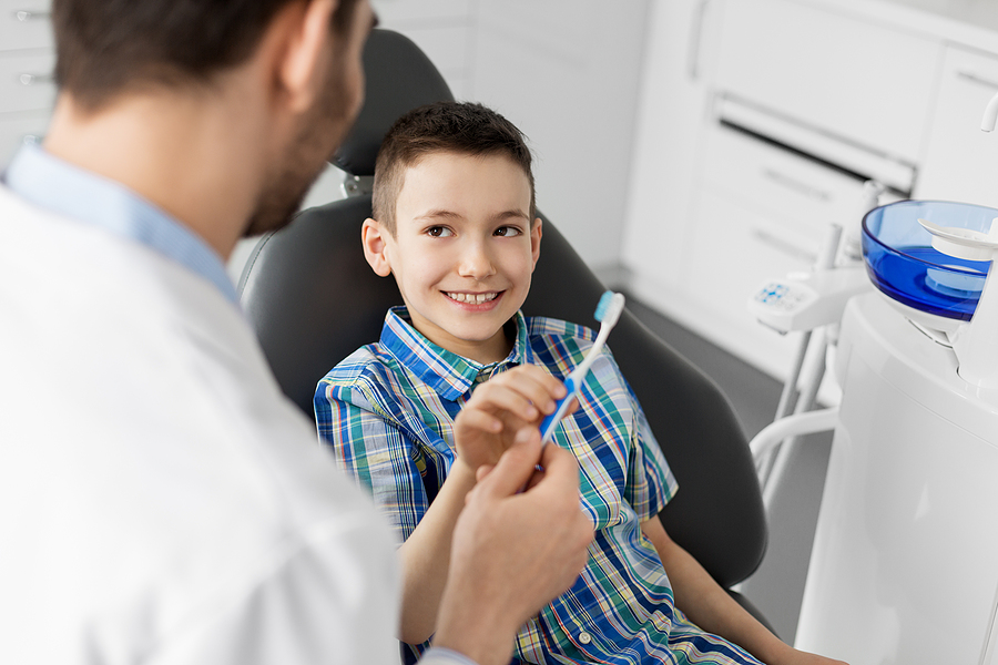 The Importance of Early Dental Visits: When Should Your Child First See a Dentist?